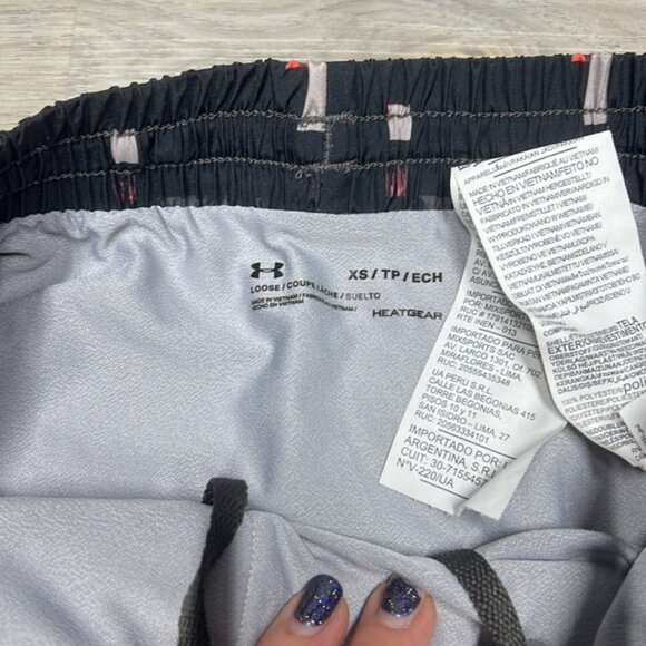 Under Armour athletic shorts size XS - Picture 4 of 6